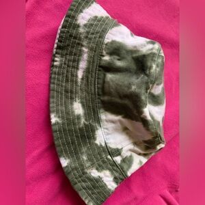 Women's Tie-Dye Bucket Hat - Green and White